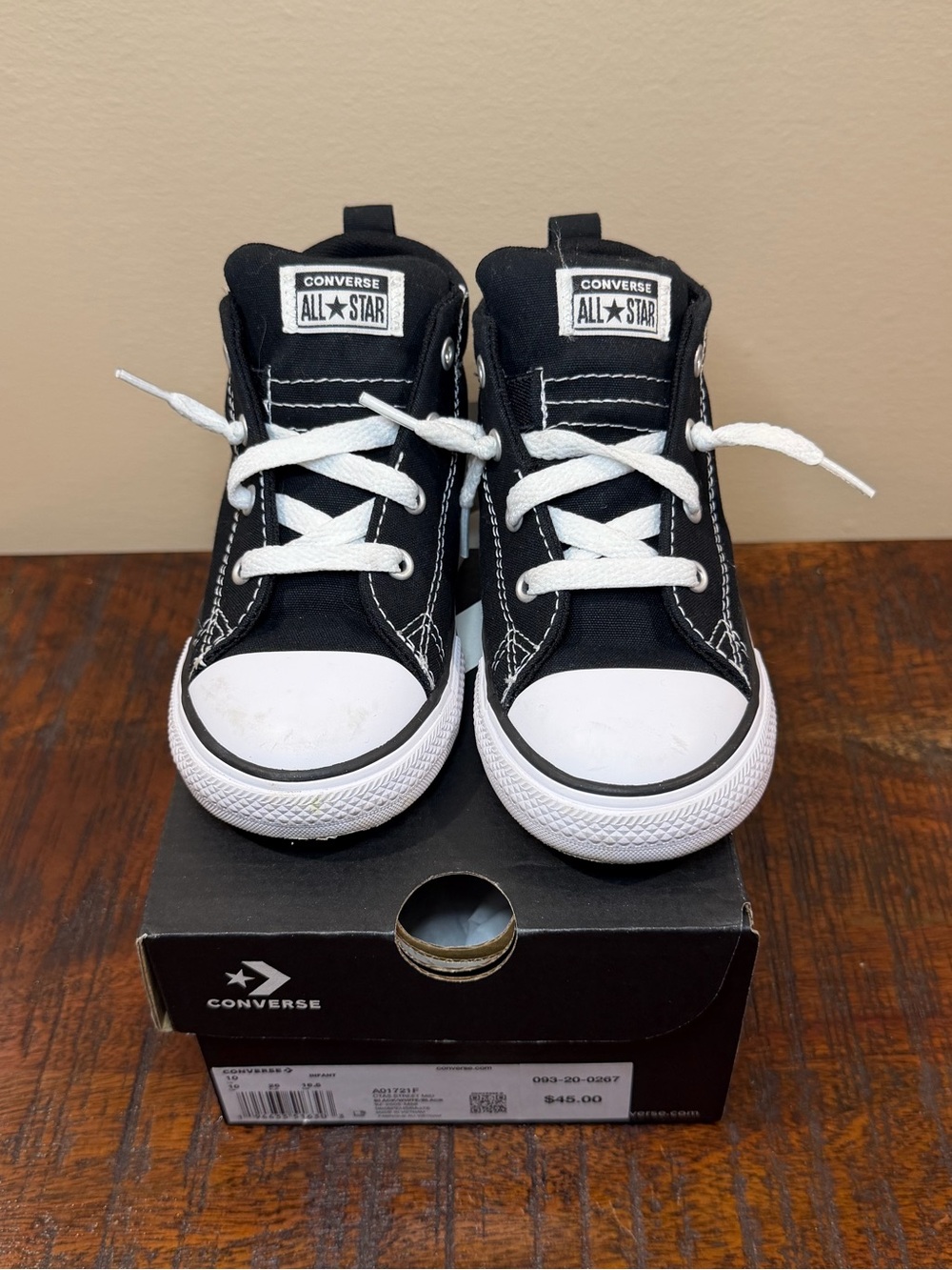 Converse Kids High Top Shoes - Picture 2 of 7